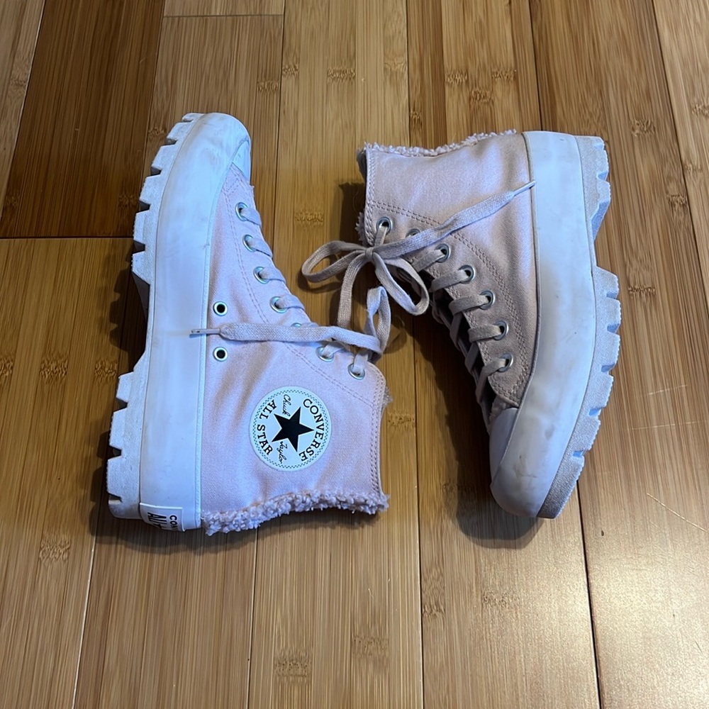 Light pink platform Converse.